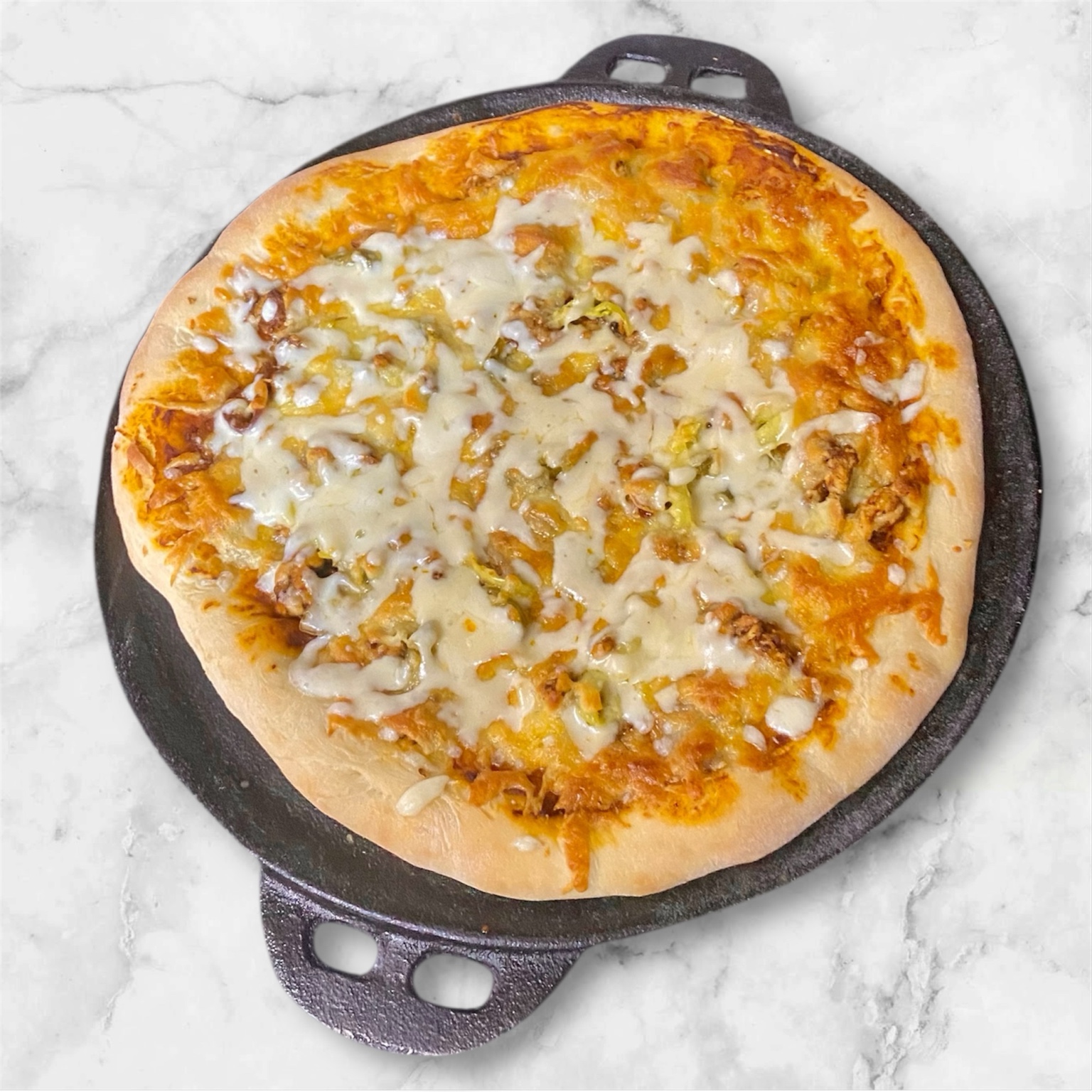 طاسة خبز وبيتزا